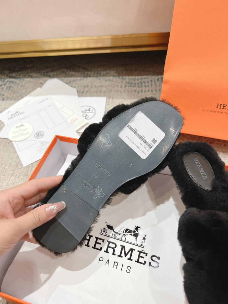 Hermes Slippers